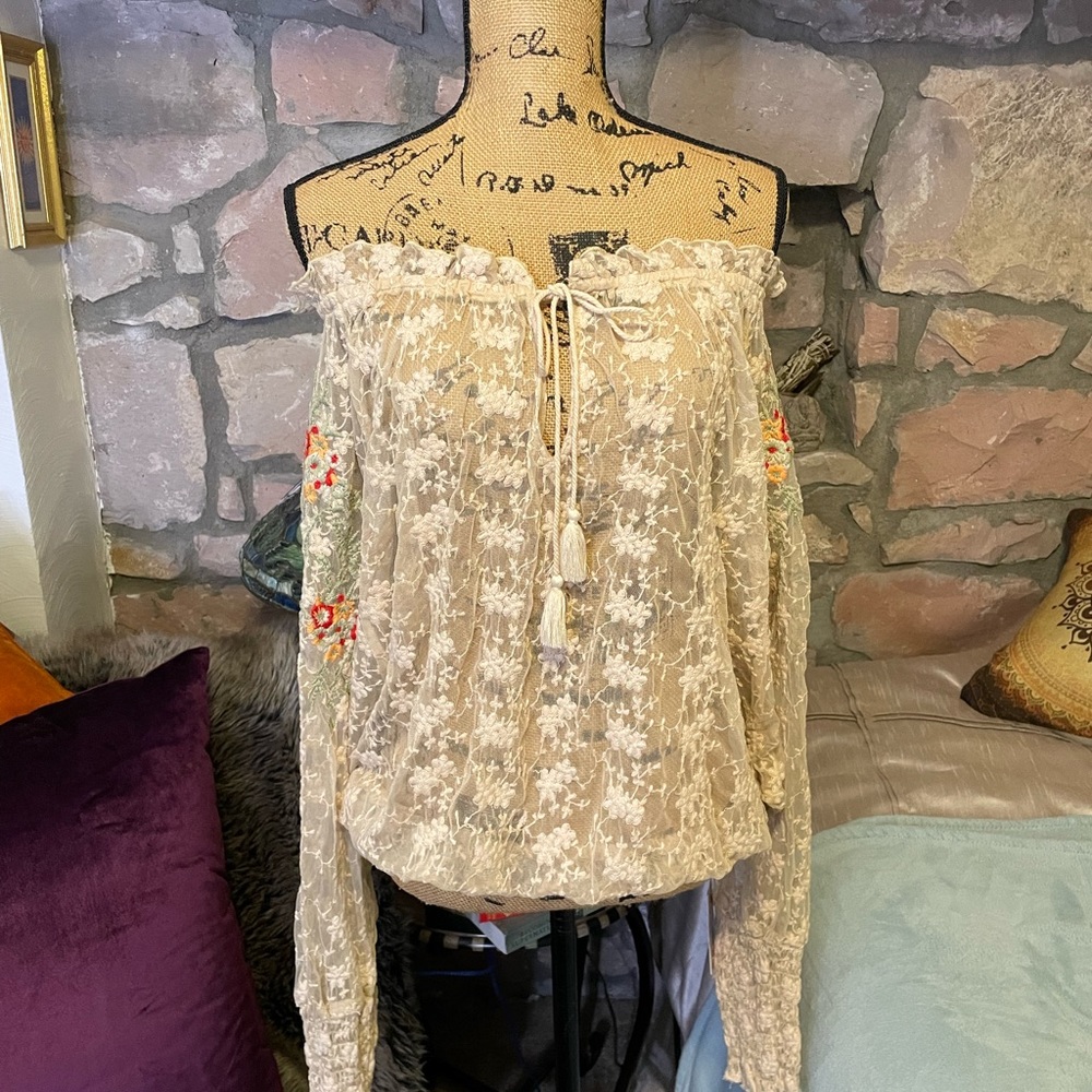 🪶FREE PEOPLE🪶OFF SHOULDER BLOUSE NWT! - Picture 1 of 8